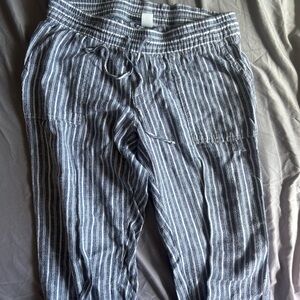 Women’s capri pants